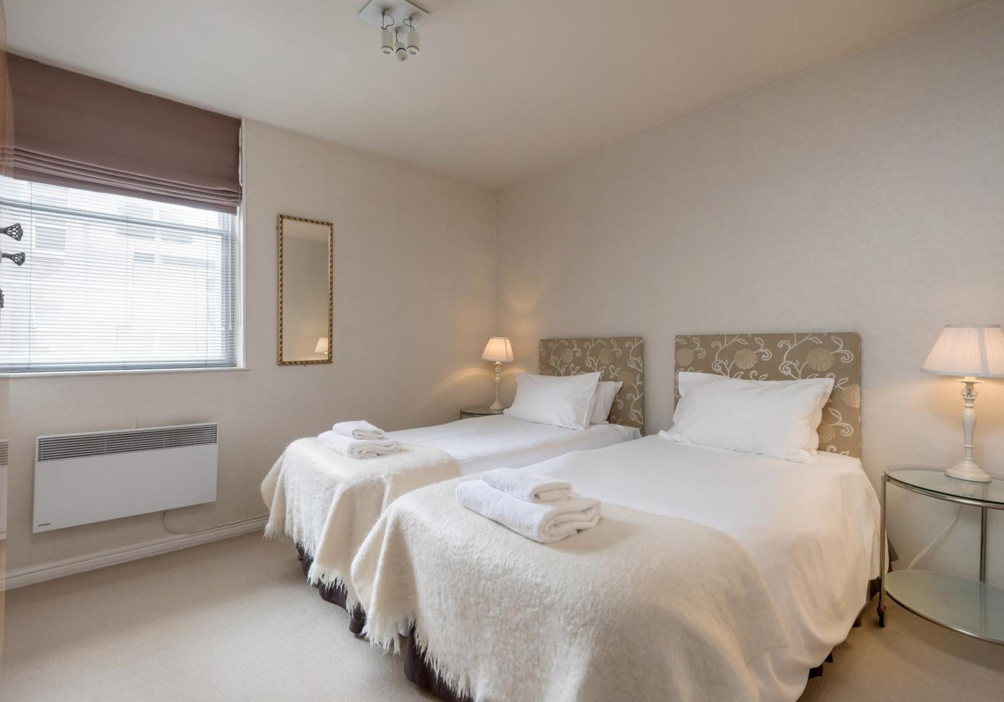 Causewayside Apartment - The Edinburgh Address Buitenkant foto