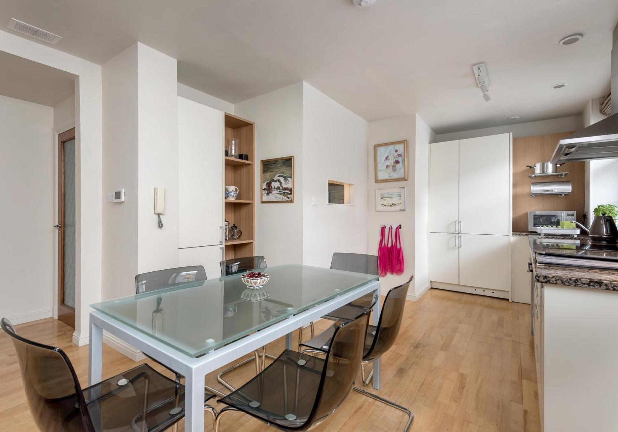 Causewayside Apartment - The Edinburgh Address Buitenkant foto
